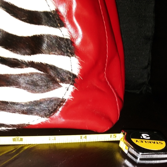 LG handbag - Picture 9 of 12